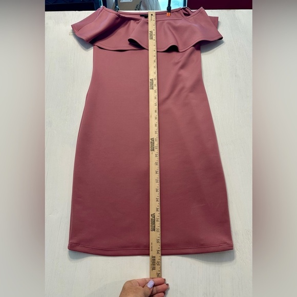 Alison Andrews Off Shoulder Ruffle Dress Size Small Pink Knee Length Party - Picture 7 of 7